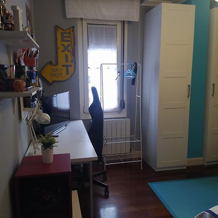 Nuestro Refugio - Casco Viejo Con Wifi Y Parking Gratuito- Leilighet Bilbao Eksteriør bilde