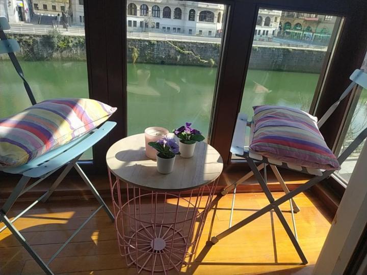 Nuestro Refugio - Casco Viejo Con Wifi Y Parking Gratuito- Leilighet Bilbao Eksteriør bilde